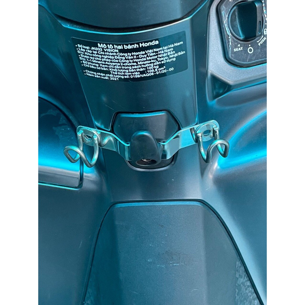 Móc treo đồ xe Vision