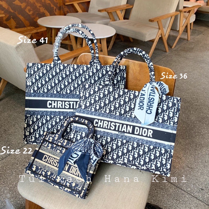 Túi xách Du Lịch nữ D Tote Book size 22-36-41