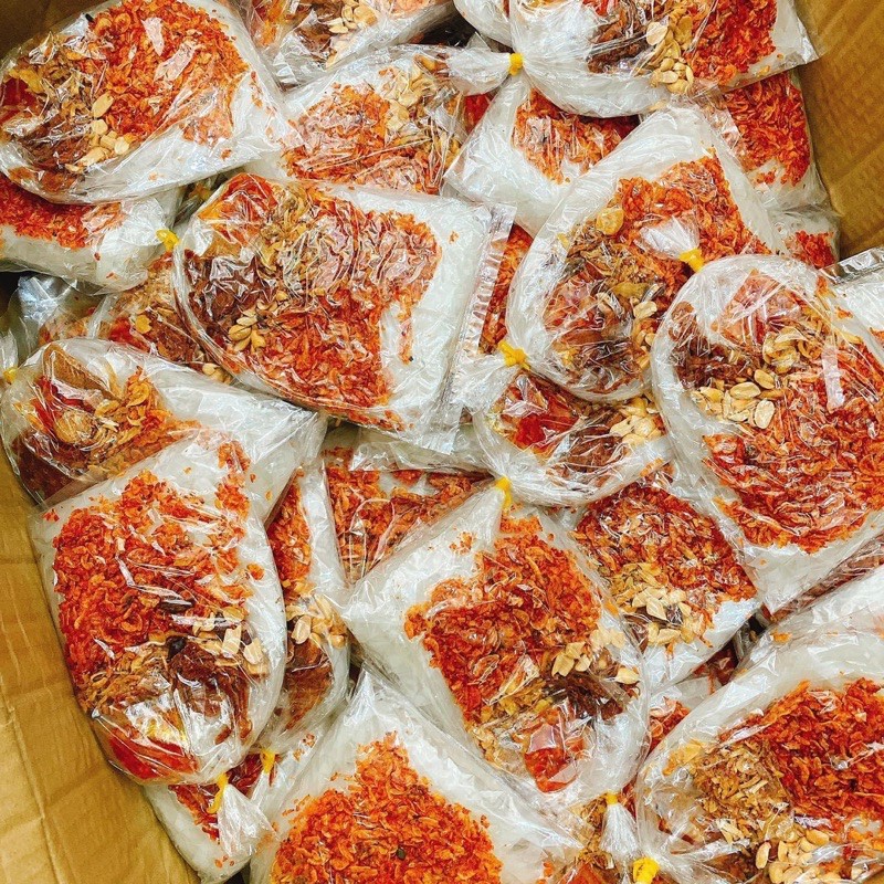 Bánh tráng trộn thập cẩm Mạnh Hùng ăn vặt giá rẻ Sài Gòn
