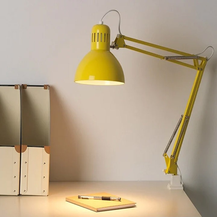 Đèn học kẹp bàn Pixar,Thân đèn kim loại Xoay 360 độ, Bóng Led chống cận