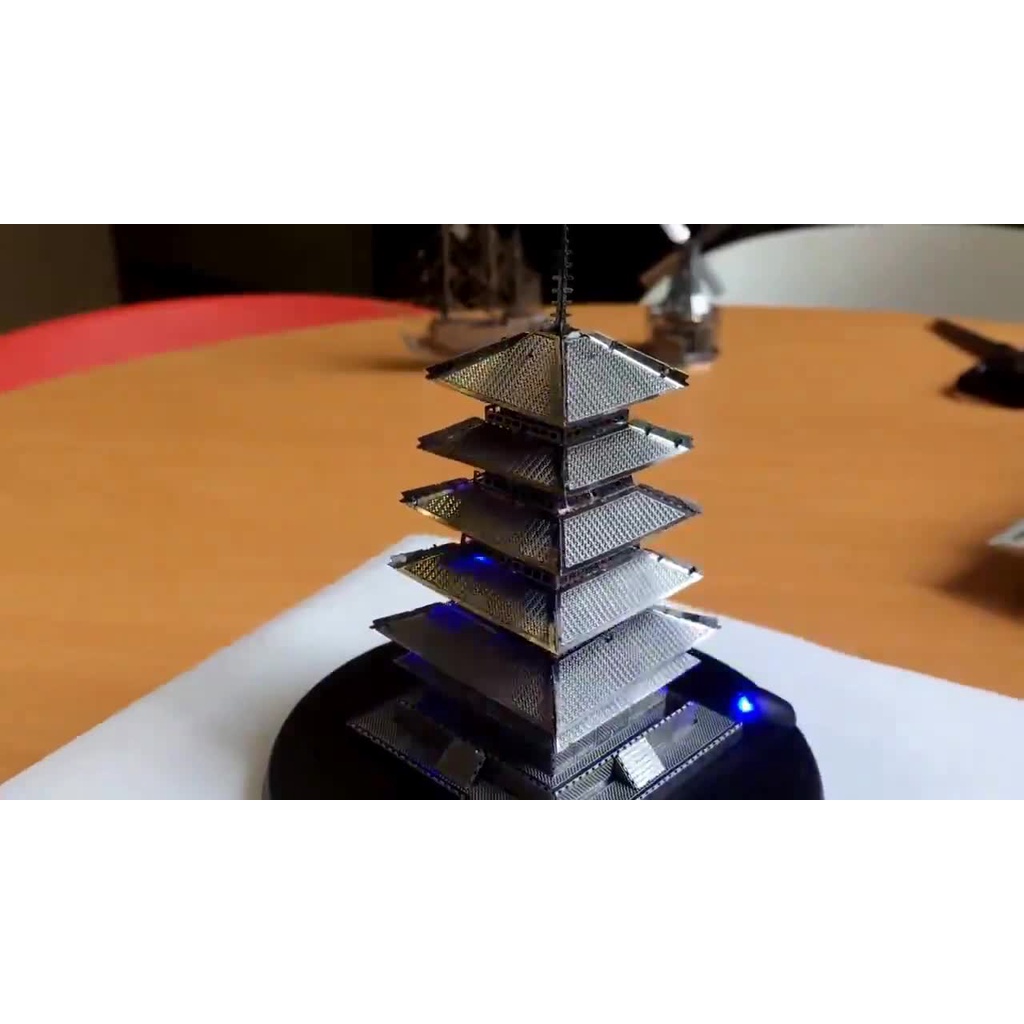 Mô Hình 3D Kim Loại Chùa 5 Tầng Của Nhật Bản