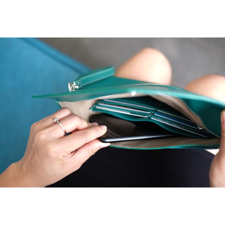 HERA Tablet Clutch- Ví cầm tay cho nữ da thật nguyên tấm lớp 1- IW05-9332.MINK