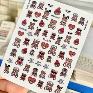 stich Moschino dán móng
