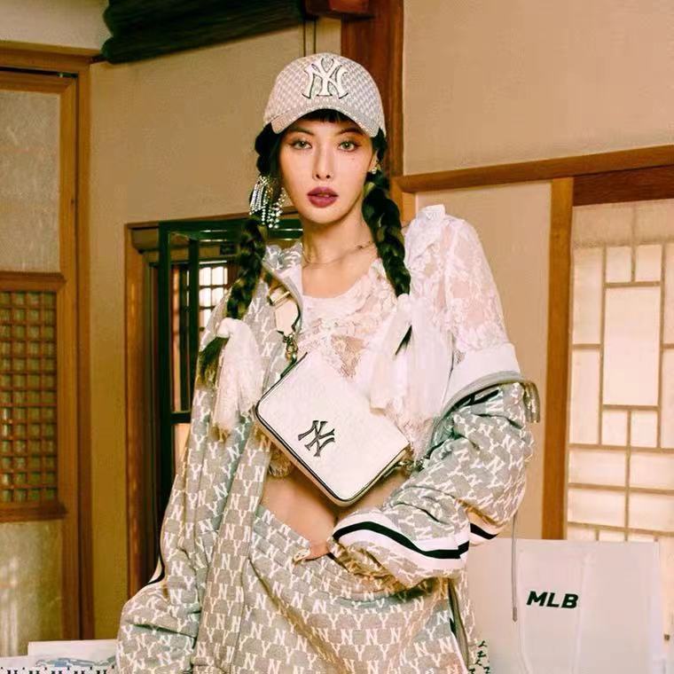 Túi Đeo Chéo Mini Thời Trang Thể Thao MLB 2022 Dành Cho Nữ