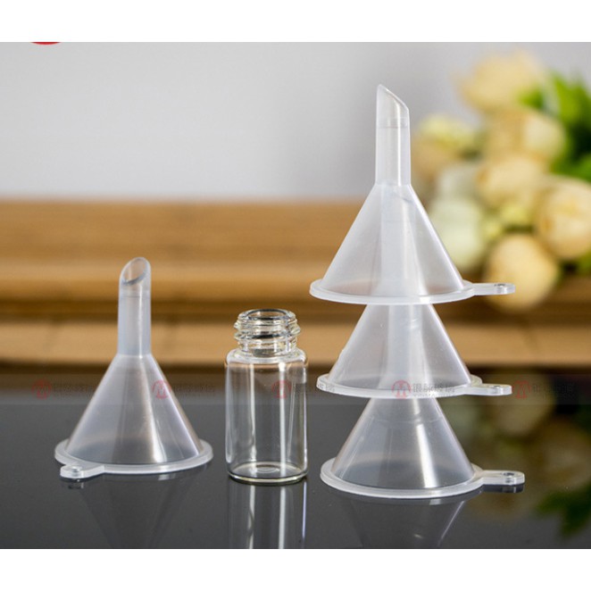 Combo 10 phễu nhựa mini /bơm hút chiết nước hoa, chiết tinh dầu sang các chai lọ nhỏ