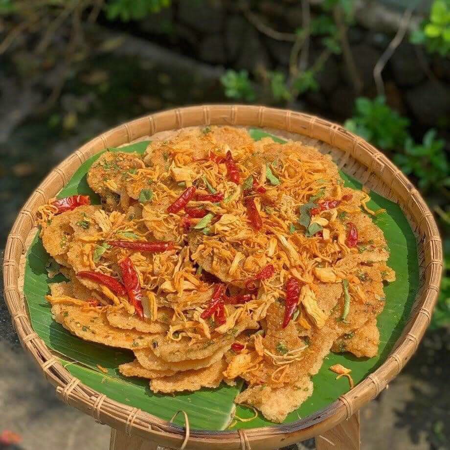 Cơm cháy lắc khô gà 300gr giòn rụm, đồ ăn vặt