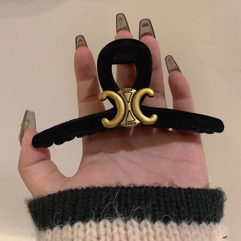 Kẹp Tóc Hình Cá Mập Bằng Nhung Đen