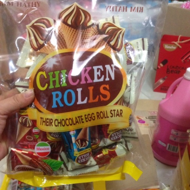 2 bánh ốc quế+ 1 starcup+ 4 vỉ kẹo C tim* 2 kẹo cougar+ 1 chewy trà xanh+1 chewy cà phê