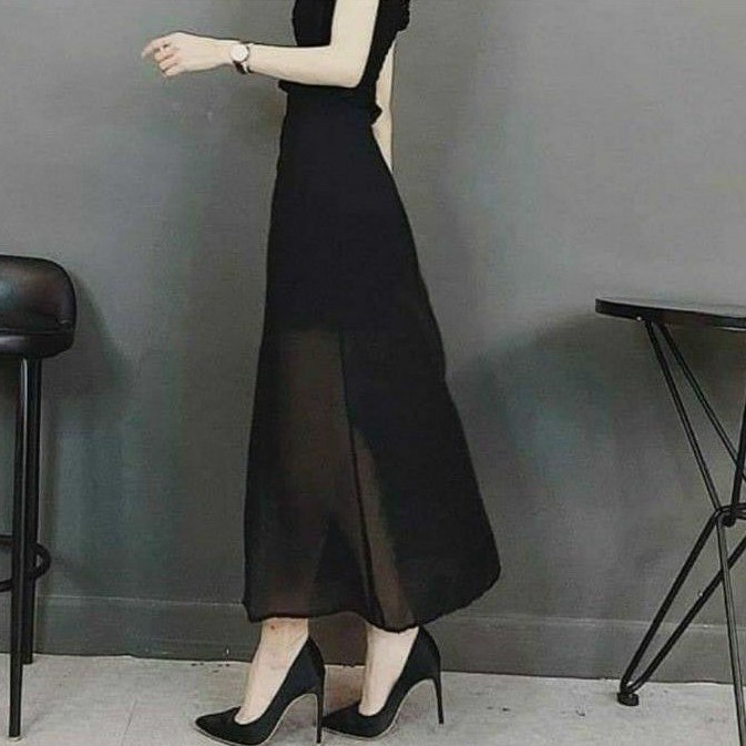 Chân váy chữ A vôn xẻ phối nút | BigBuy360 - bigbuy360.vn