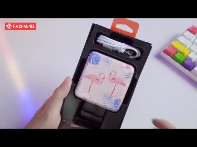 Sạc dự phòng mini dễ thương 10000mAh Yoobao M4 mini - Sạc đồng thời 2 cổng - Bảo hành 12 tháng | BigBuy360 - bigbuy360.vn