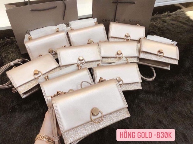 Túi cnk auth có sẵn