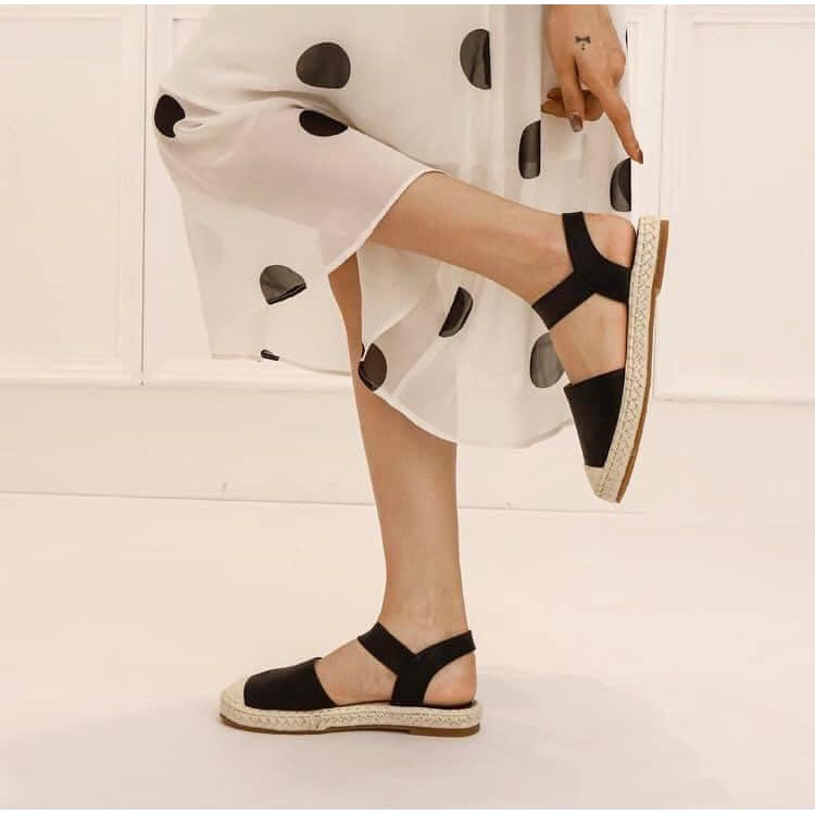 💥💥Sandal nữ kín mũi năng động 💥💥