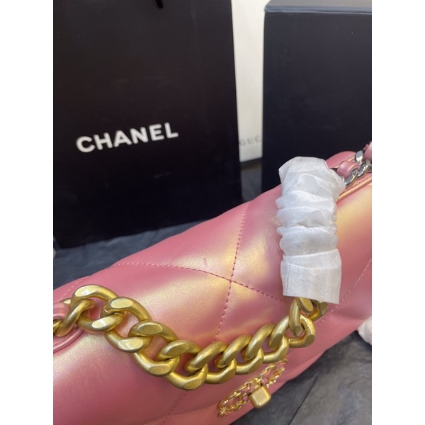 Túi 19 nhũ hồng da mềm nắp gập size 26cm