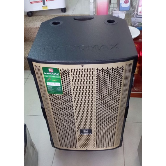 LOA KÉO KARAOKR NANOMAX S-15D3 4 TẤC ĐỌC USB THẺ NHỚ - CÔNG SUẤT 600W - TẶNG 2 MICRO