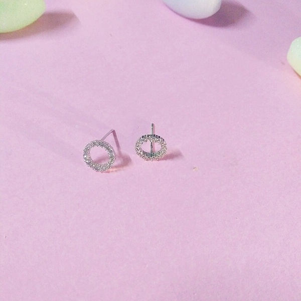 Khuyến Mãi Bông tai nữ vòng tròn đính đá sáng đẹp kiểu đơn giản dễ xài Shop Panda