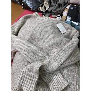 Sale áo len trên live 39k
