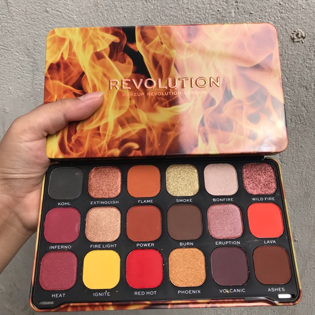 Bảng mắt 18 ô revolution fire