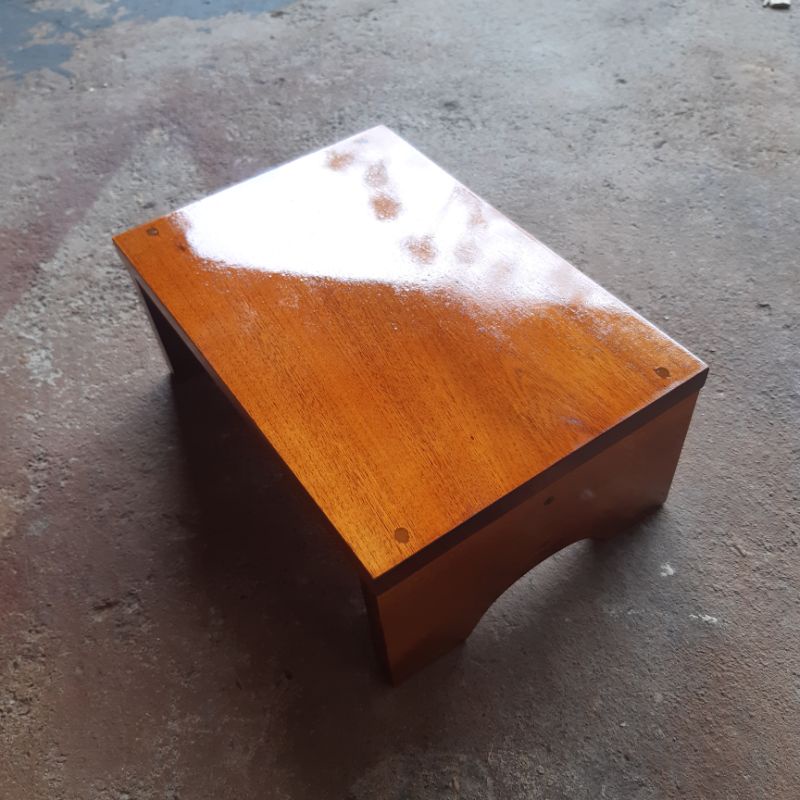 Ghế đôn gỗ