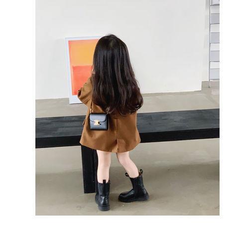 Áo khoác Blazer dáng ngắn thiết kế trẻ trung hợp thời trang