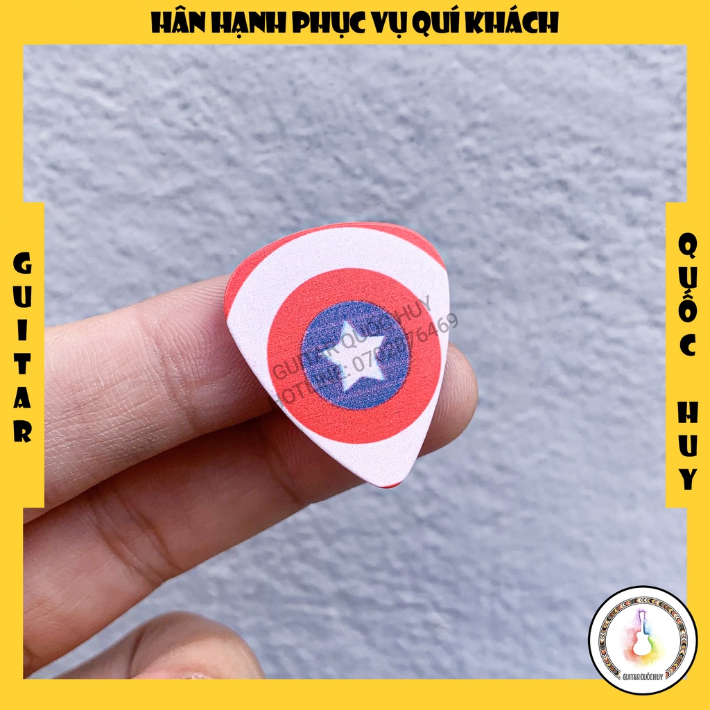 Pick gảy - phím gảy đàn Guitar Anime - siêu anh hùng