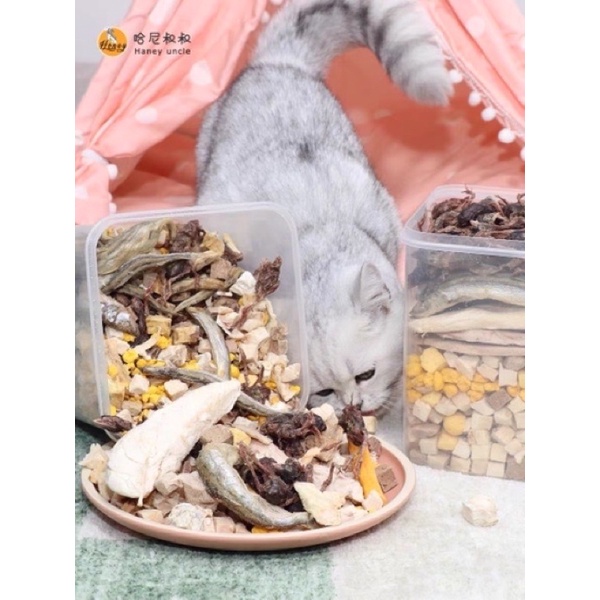 Hộp thịt sấy khô tổng hợp cho chó mèo 650gr