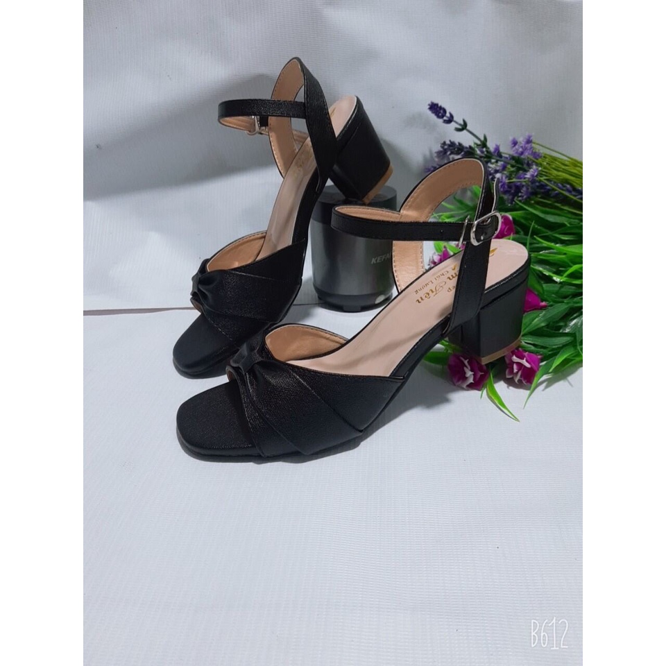Giày xăng đan cao gót  size 33 đến 44 gót 3cm đến 9cm