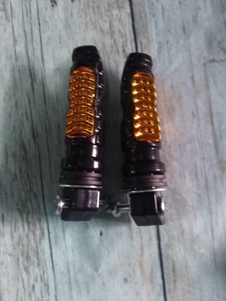 Cặp gác chân sau kiểu