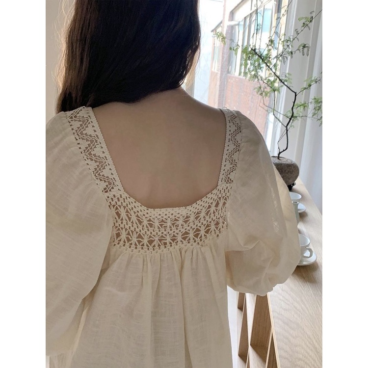 Áo Kiểu Tay Phồng Cổ Vuông Phối Ren Rỗng Kiểu Pháp Thiết Kế Ngọt Ngào Cho Nữ