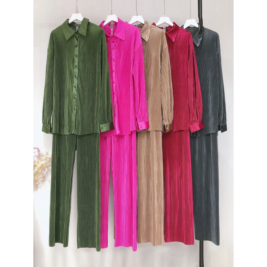 Set Áo Tay Dài Xếp Ly Phối Quần Dài Ống Rộng 2 Món Thời Trang Thu Đông Phong Cách Hàn Quốc Cho Nữ Mới