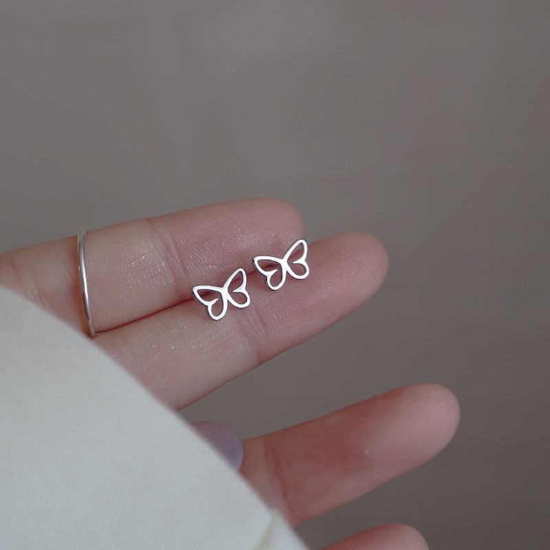 Đôi Khuyên Tai Bạc S925 Hình Bươm Bướm Thời Trang Hàn Quốc Cho Nữ