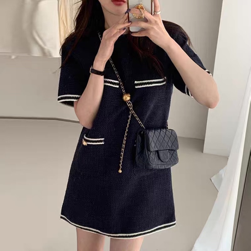 Đầm Dạ Tweed Cổ tròn Tay Ngắn 2 Túi Màu Sắc Trang Nhã