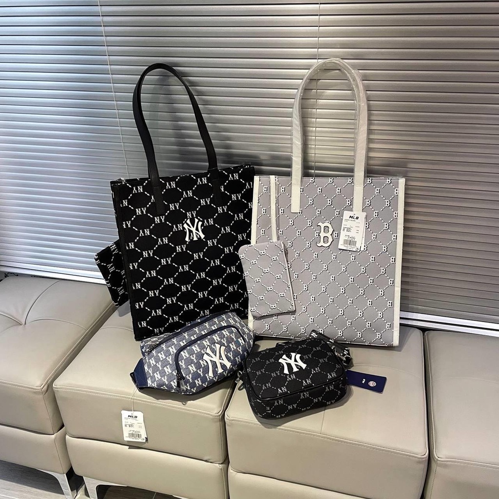 [CHÍNH HÃNG] Túi TOTE MLB họa tiết Monogram Shopping - *Boston Xám Trắng* - Code: 3AORM012N-43GRS