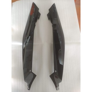 Ốp xi nhan sau Nouvo 5 đen Yamaha