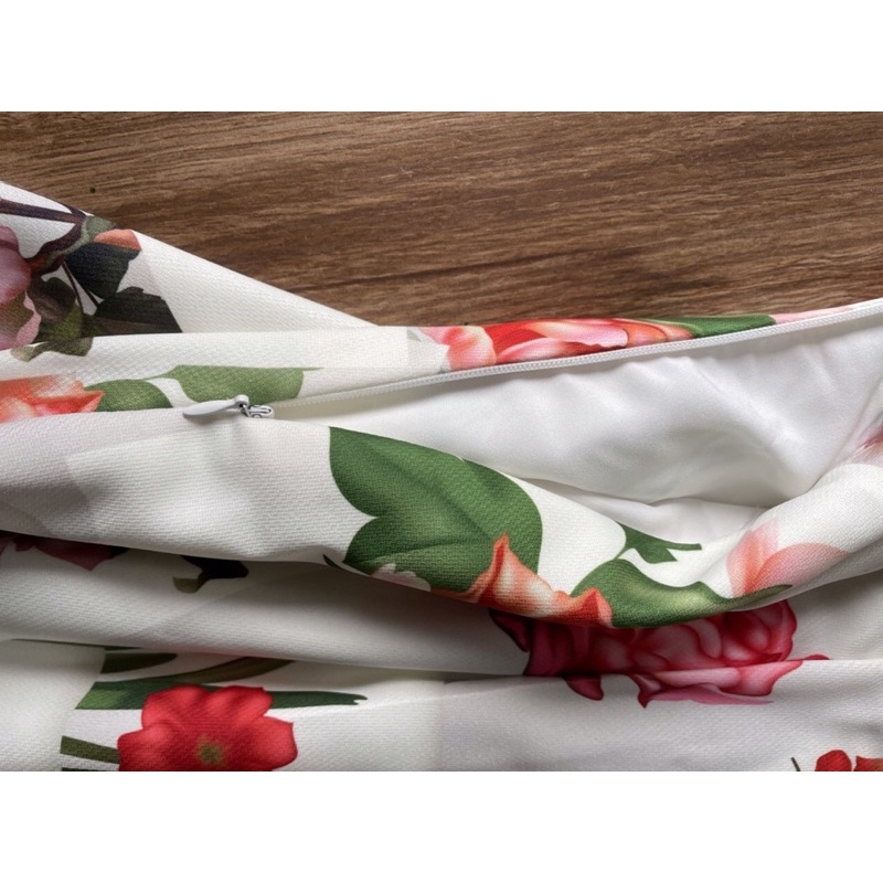 Đầm Ted baker hoa tươi tắn 🍀🍀🍀