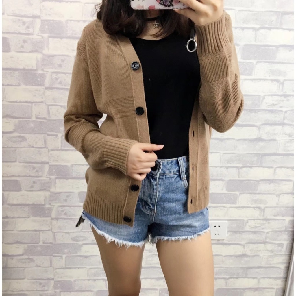 Áo khoác len cardigan Burberry