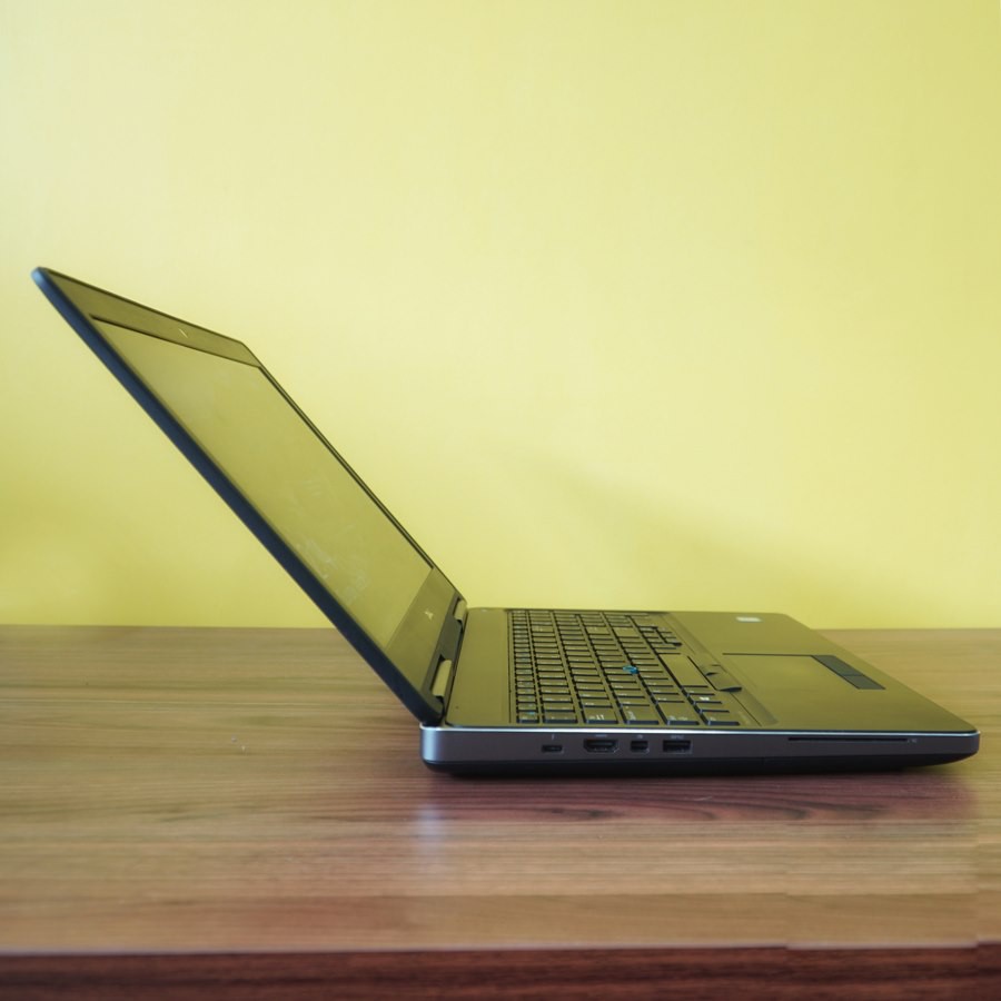 Laptop Dell Precision 7520