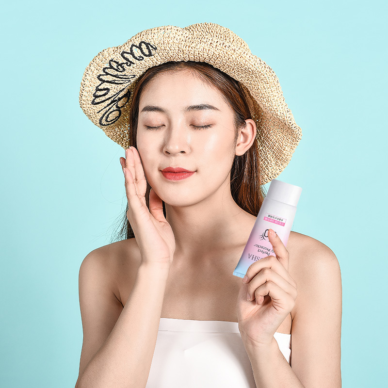 【Ready Stock】 Facial Body Sunscreen Whitening Sun Cream Sunblock Skin Protective Cream Anti-Aging Oil-control Moisturizing SPF 50 【Muee】