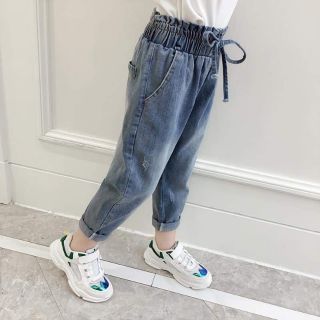 Quần jeans baggy bé gái