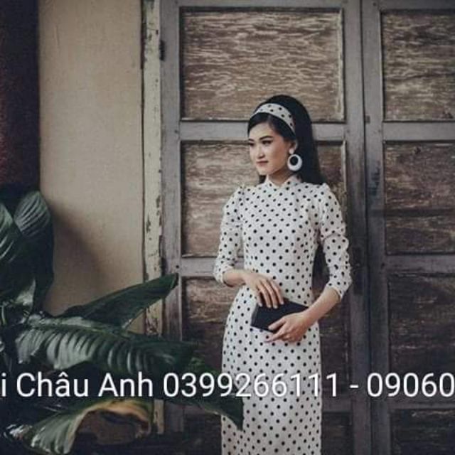 Áo dài chấm bi