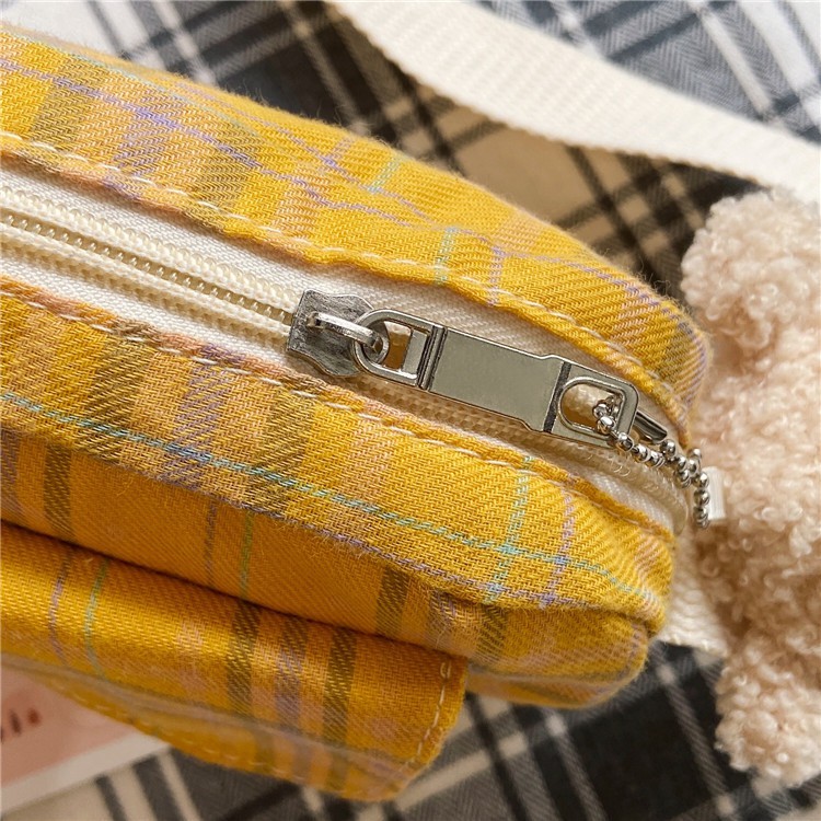 [Mã FASHIONT4WA2 giảm 10K đơn từ 50K] Túi Vải Nhỏ Dáng Ngang Caro Tặng Gấu Bông Korea