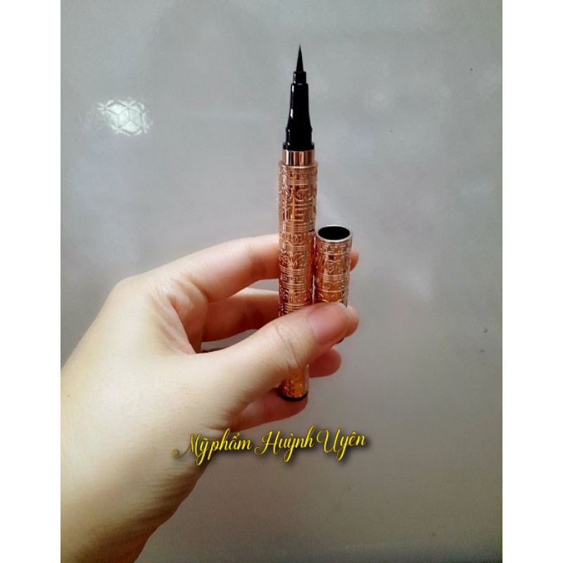 Bút kẻ mắt nước lâu trôi IRC Eyeliner Gold 24h