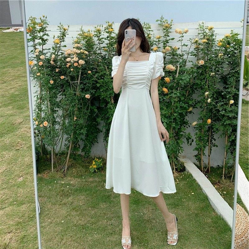 Váy Đầm Trắng Dáng Dài Cổ Vuông Tay Phồng Chanh Sả Tiểu Thư