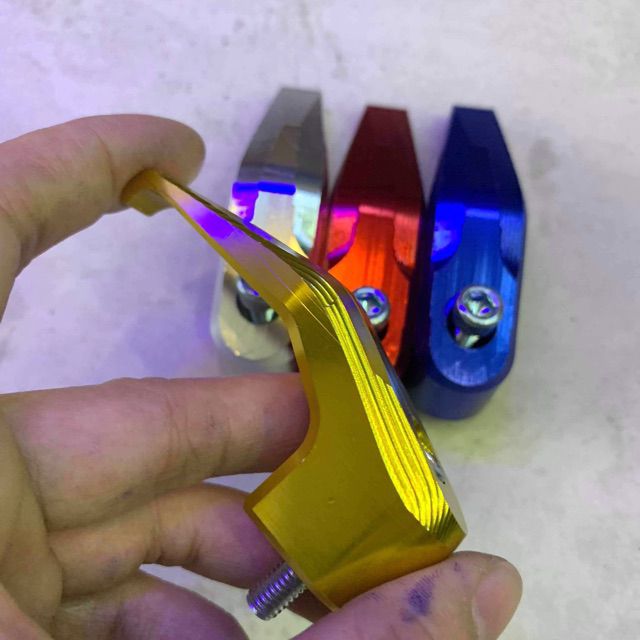Móc treo đồ CNC cho mọi loại xe đặc biệt CLICK VARIO 2018 2019 2020 và nhiều loại xe