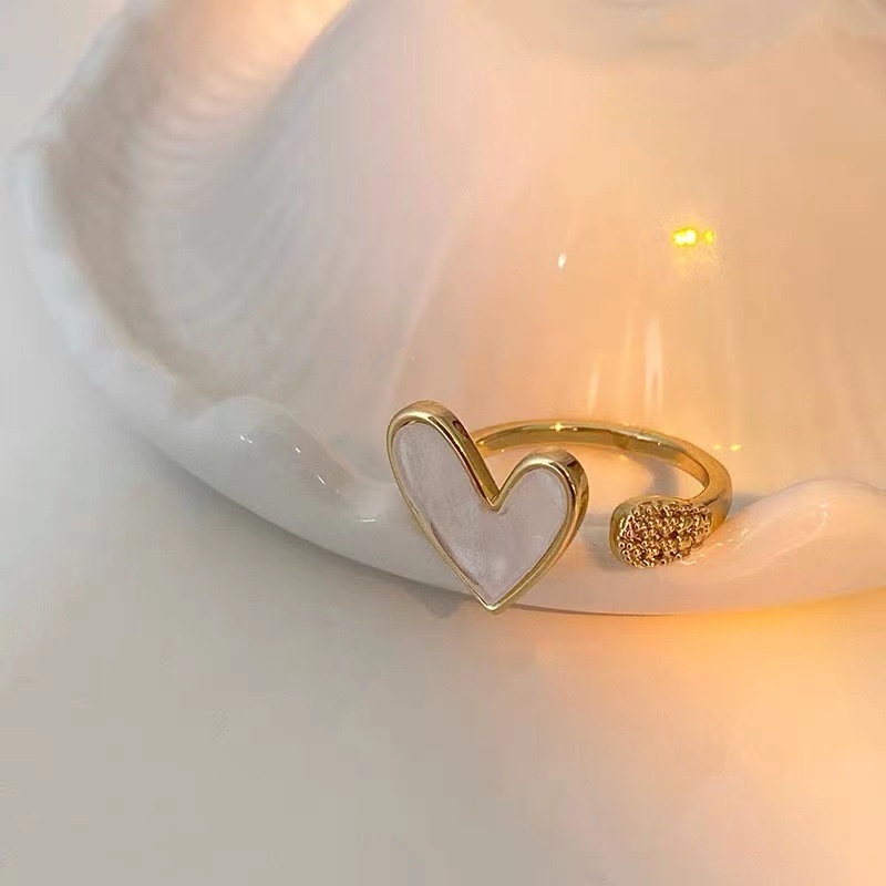 Nhẫn trái tim tình yêu thiết kế mới phụ kiện nam nữ