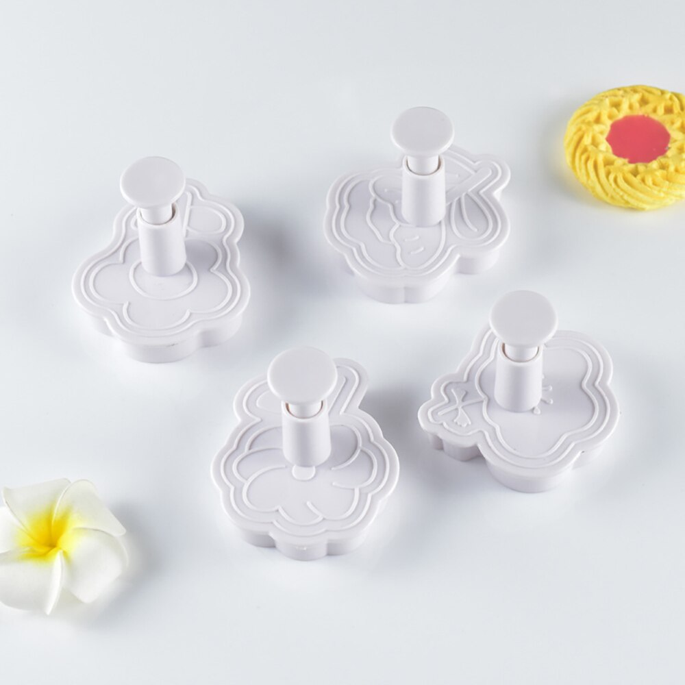 Set 4 Khuôn Cắt Tạo Hình Hoa Trang Trí Bánh