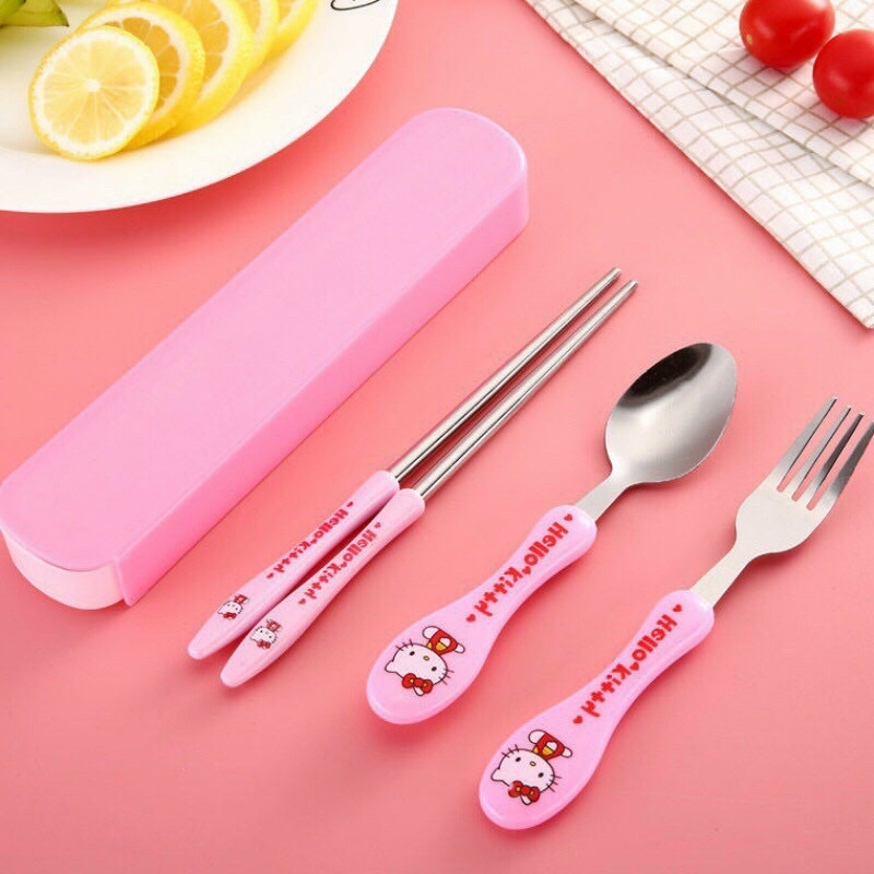 Set 3 món muỗng nĩa đũa hoạt hình DORAEMON DOREMON, Hello Kitty dễ thương cute MON0062
