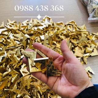 Bịt góc cửa nhôm Kính Xingfa Đồng Hoạ Tiết
