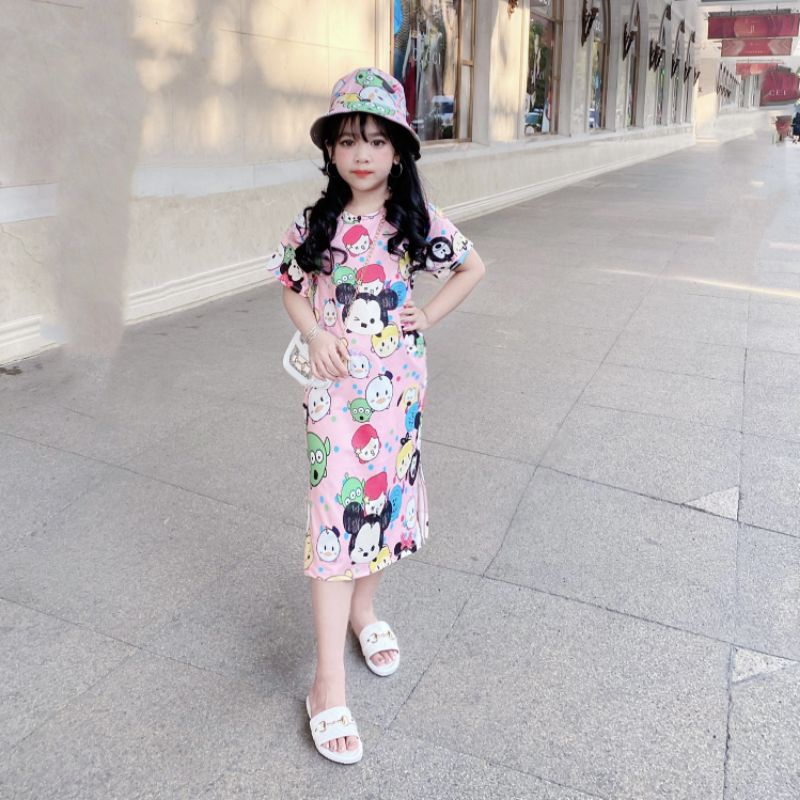 Váy  suông  kèm  mũ