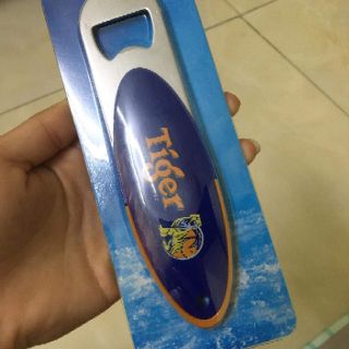DỤNG CỤ KHUI BIA