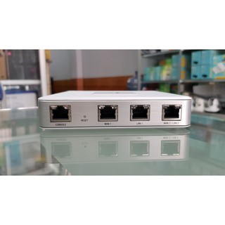 Router cân bằng tải Unifi Security Gateway (USG)